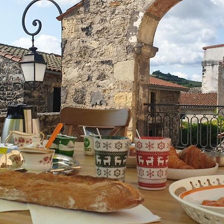 La Tour Noble Bed & Breakfast Saint-Saturnin  ภายนอก รูปภาพ