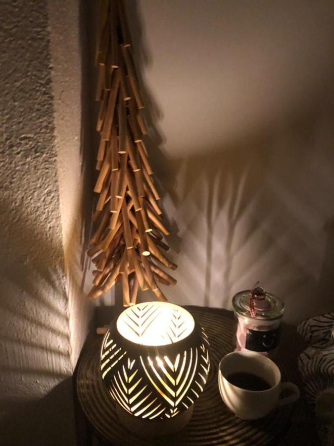 La Tour Noble Bed & Breakfast Saint-Saturnin  ภายนอก รูปภาพ