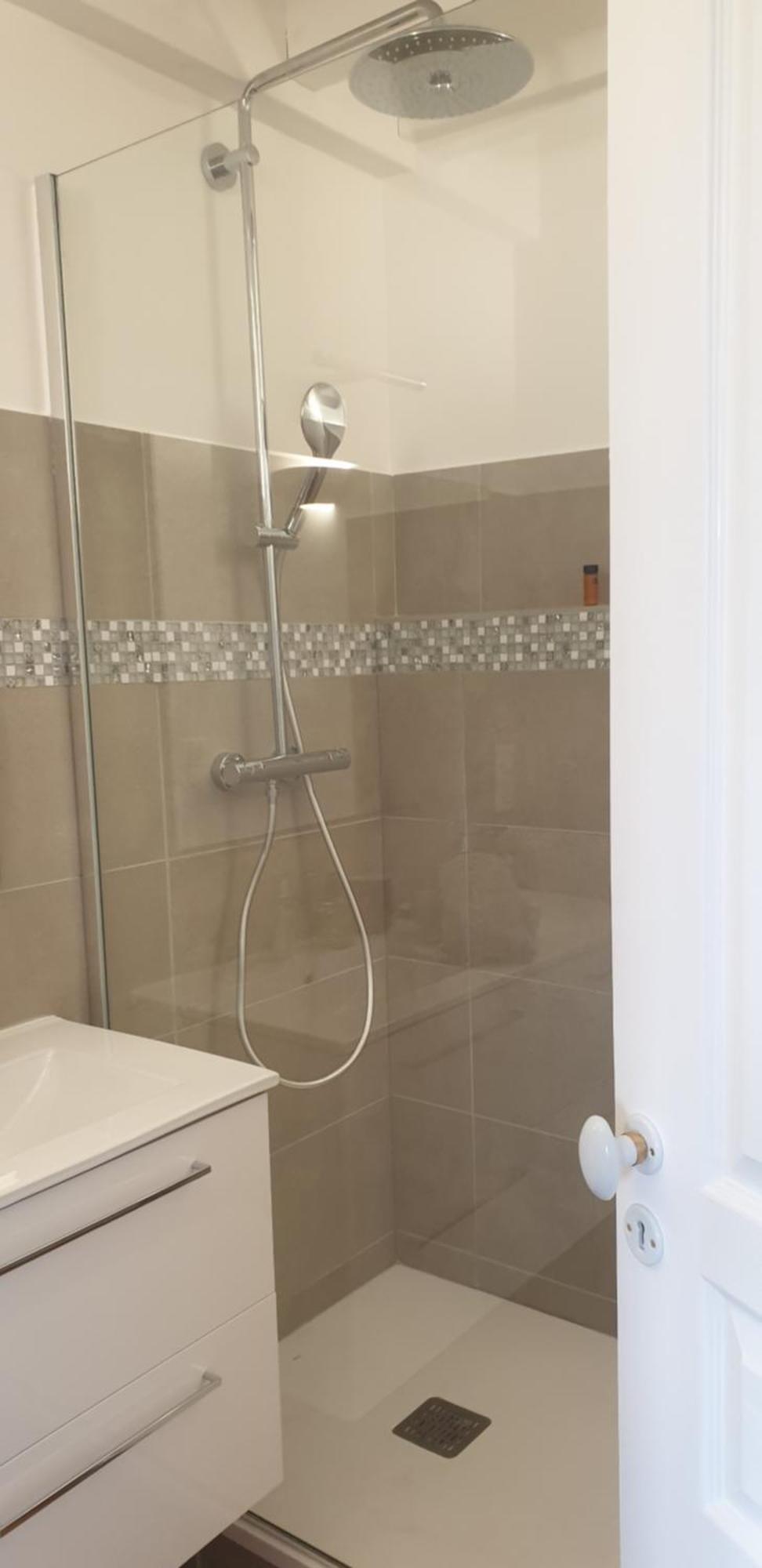 La Tour Noble Bed & Breakfast Saint-Saturnin  ภายนอก รูปภาพ