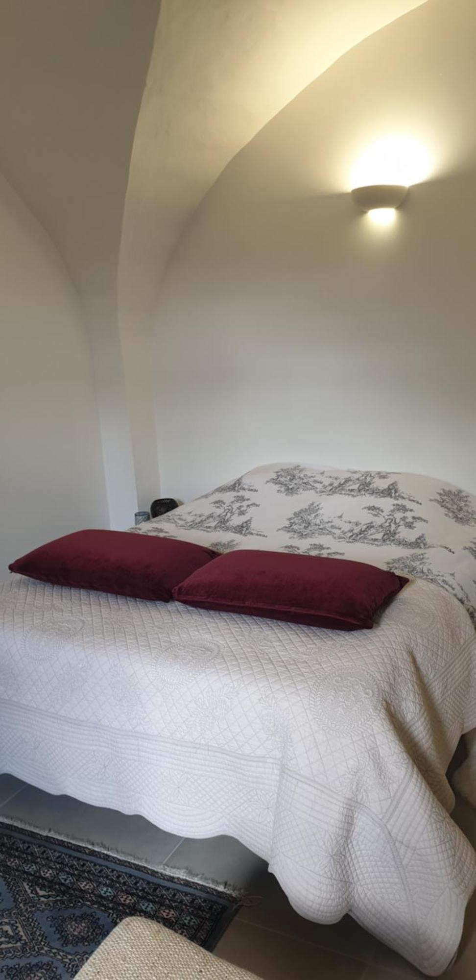 La Tour Noble Bed & Breakfast Saint-Saturnin  ภายนอก รูปภาพ