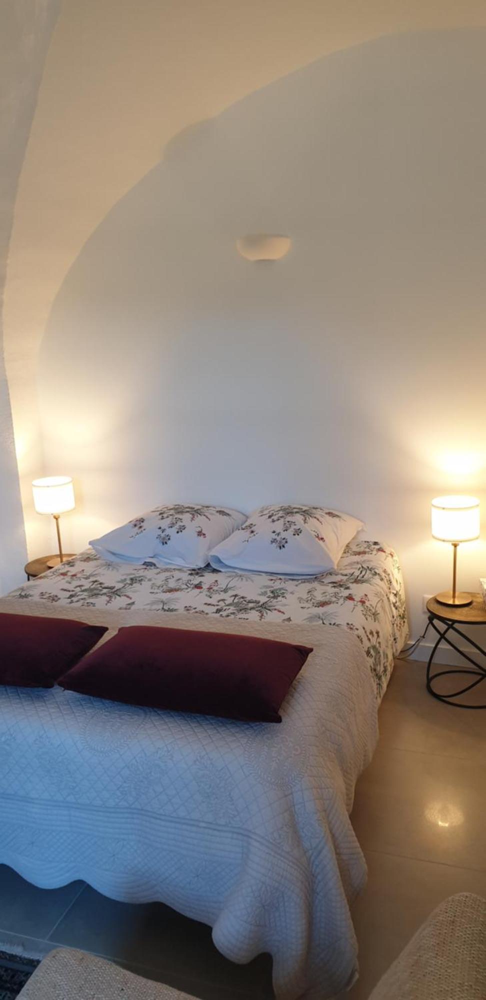 La Tour Noble Bed & Breakfast Saint-Saturnin  ภายนอก รูปภาพ
